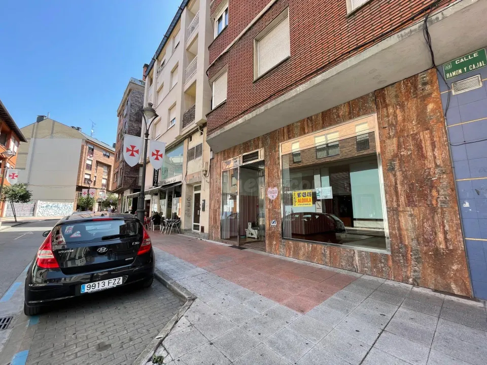 ALQUILER LOCAL ZONA CENTRO PONFERRADA