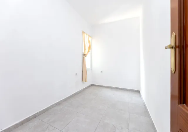 Piso en Venta en Casería De Montijo (Ganada) — 17