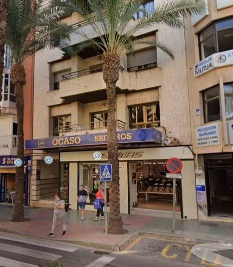 Piso en venta situado en una de las calles más comerciales e - foto 2