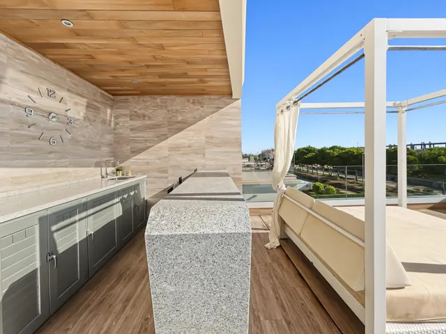 Villa de lujo con vistas al mar en Aguamarina, a 200 metros de la playa — 33