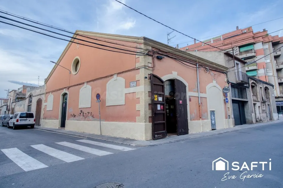 Un edificio entero por 380.000€ en Vilafranca del Penedès con potencial para 6 viviendas