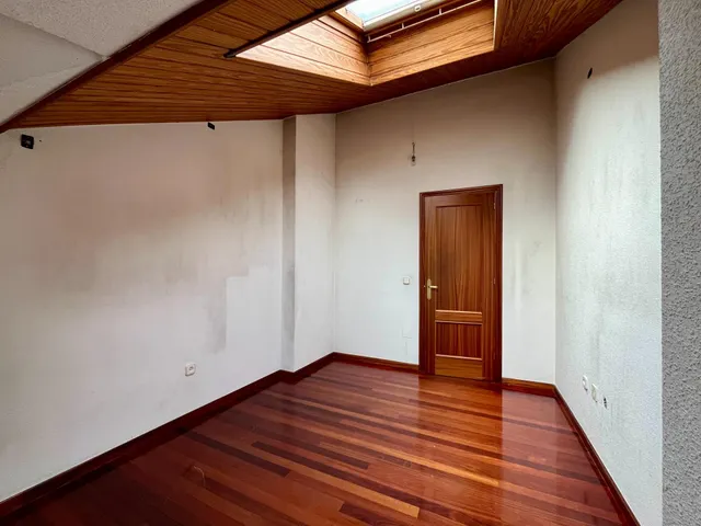 DÚPLEX EN VENTA EN PLENO CENTRO DE SANTANDER – CALLE ISABEL II — 12