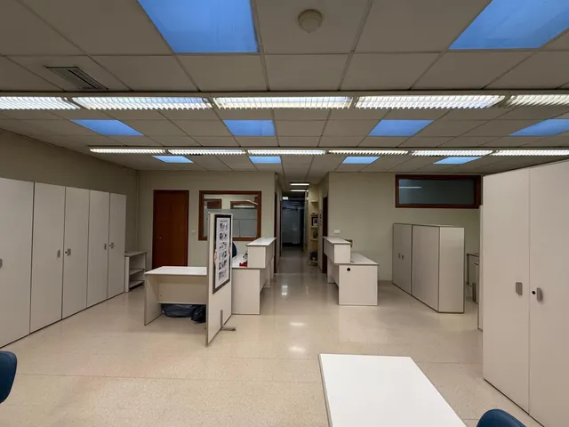 LOCAL IDEAL PARA OFICINAS AL CENTRO DE IGUALADA!!! — 7
