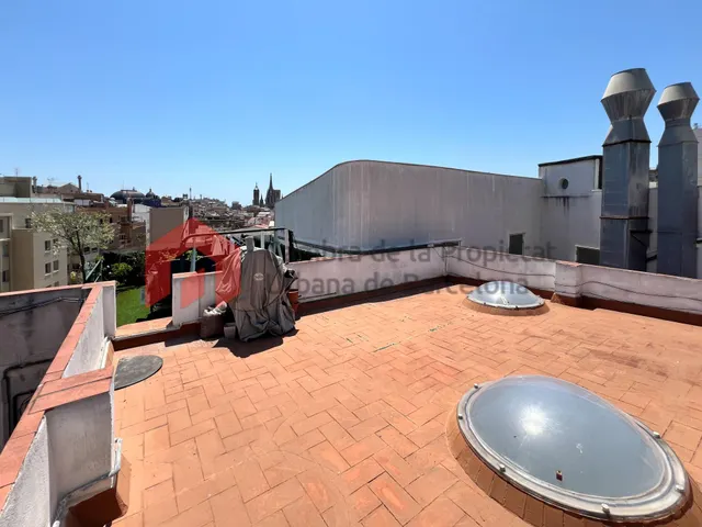 Ático en venta en c/Fontanella en pleno corazón de Barcelona — 28