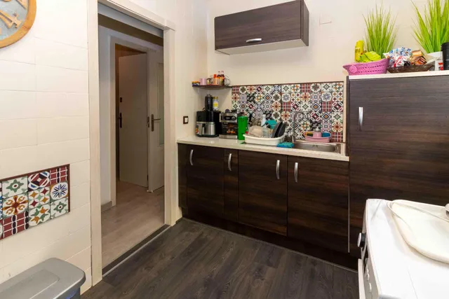 PISO CON ENCANTO EN EL CASCO ANTIGUO — 21