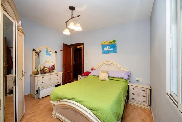 Casa con estupenda ubicación en Armilla. avenida de los ogíjares — 16
