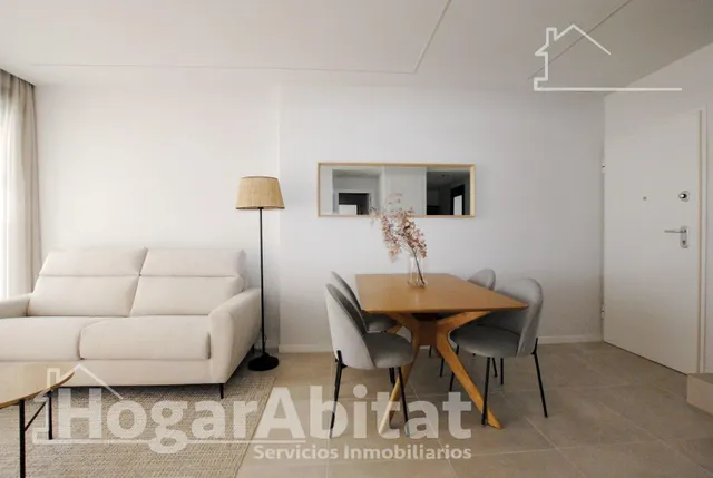 ¡ESPECTACULAR, A ESTRENAR! EXTERIOR EN RESIDENCIAL CON GARAJE Y PISCINA — 6
