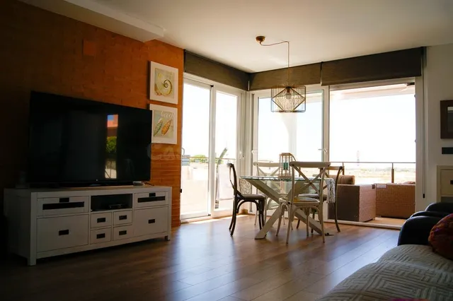Descubre tu Oasis Privado en la Costa Blanca: Villa de Diseñ - foto 4