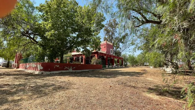 Encantadora casa de campo con encanto vintage y 20.000 m2 de - foto 4