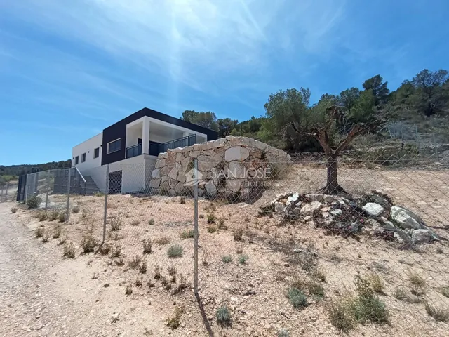 Se vende Villa con piscina en Cañada de la Leña — 48