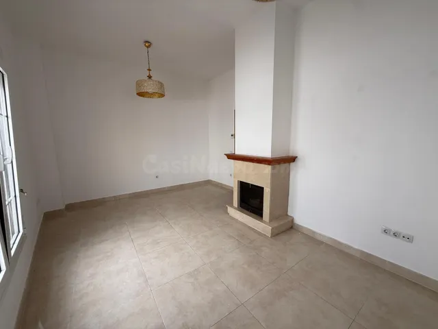 Casa independiente con garaje en El Cristo - foto 3
