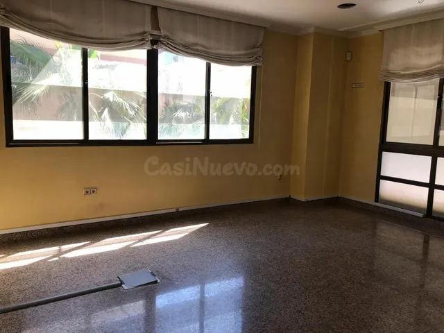 ¡Oportunidad Única en El Ejido (Almería)! Local para oficina - foto 5