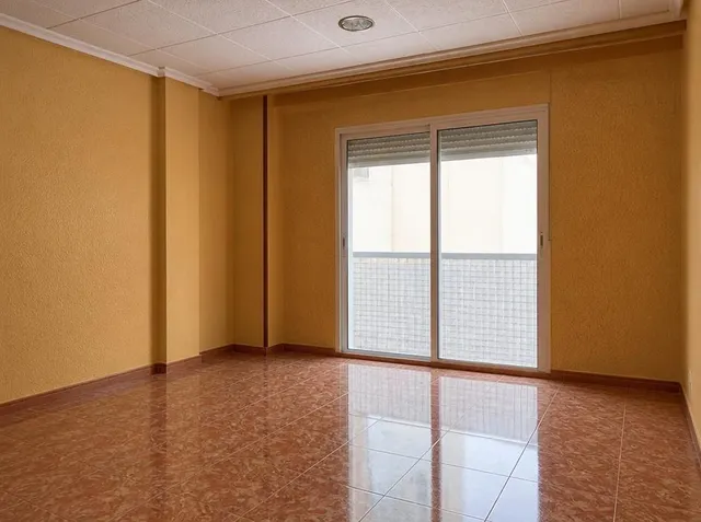 Venta de casa en primera planta con terraza de 70m2 - foto 2
