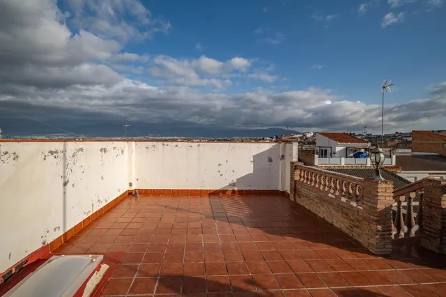 Bonita casa en Las Gabias — 30