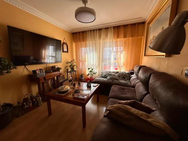 CHALET ADOSADO - 4 habitaciones — 2