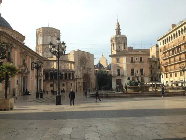 Local comercial 360m² en alquiler - Ciutat Vella - foto 2