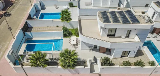 Chalet 4 habitaciones 240m² en venta - DOÑA PEPA