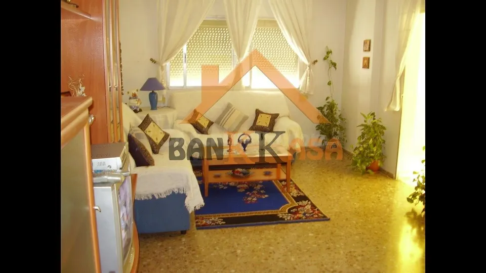 SE VENDE PISO EN EJIDO ZONA CENTRO