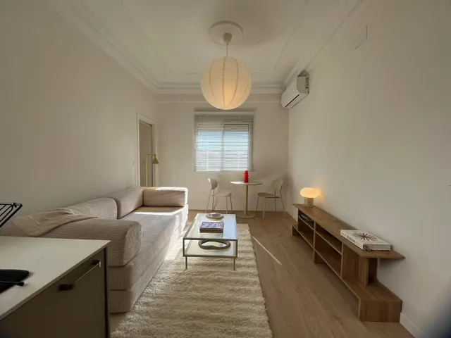 Alquiler temporal junto a abastos – reforma integral a estrenar, 3 habitaciones y ascensor — 11