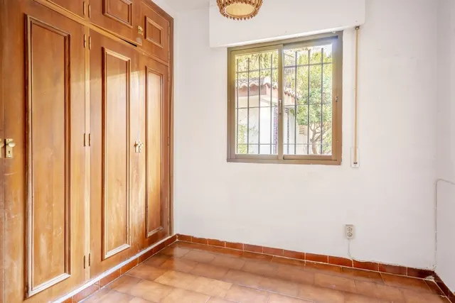 chalet independiente con la mejor parcela en la prestigiosa  urbanización de el serrallo — 13
