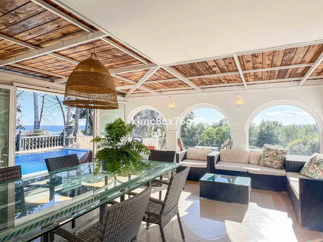 Chalet 7 habitaciones 915m² en venta - Centro — 28