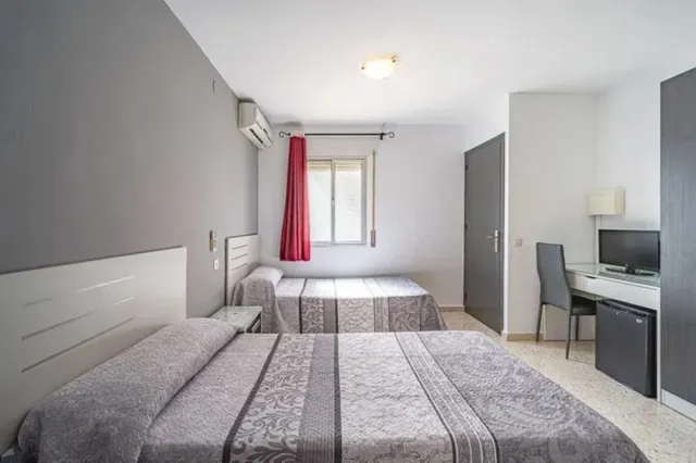 Complejo Turístico 10 habitaciones 515m² en venta - Costa del Sol — 22