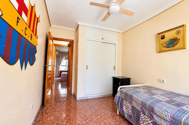 SE VENDE PISO DE TRES habitaciones EN PLUEBLO LEVANTE CON PARKING SEVENDGROUP.COM — 21