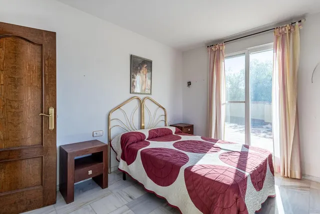 Chalet en los Chopos, Las Gabias — 30