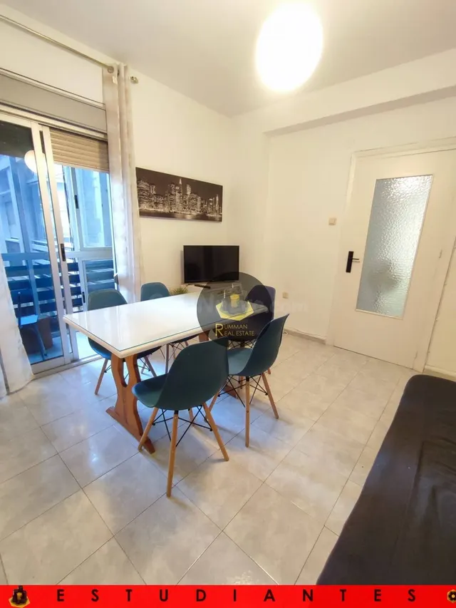 ESt / Piso de CINCO DORMITORIOS en zona Ronda-P. A. de Alarc - foto 4
