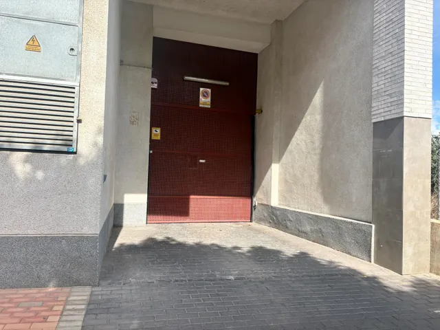 Apartamento de 1 dormitorio con garaje en Juan de Borbón — 22