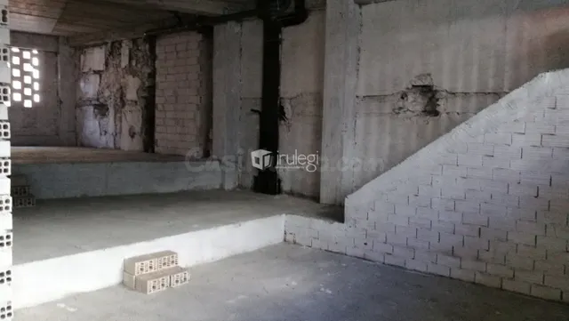 Local comercial 75m² en alquiler - Kaleberria al lado BBVA - foto 3