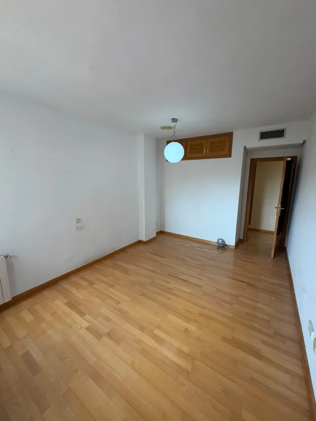 Magnifico piso en juan carlos i — 17
