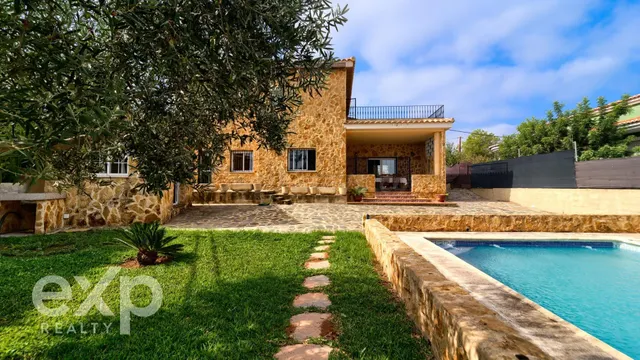 CHALET EN LOS LAGOS — 5