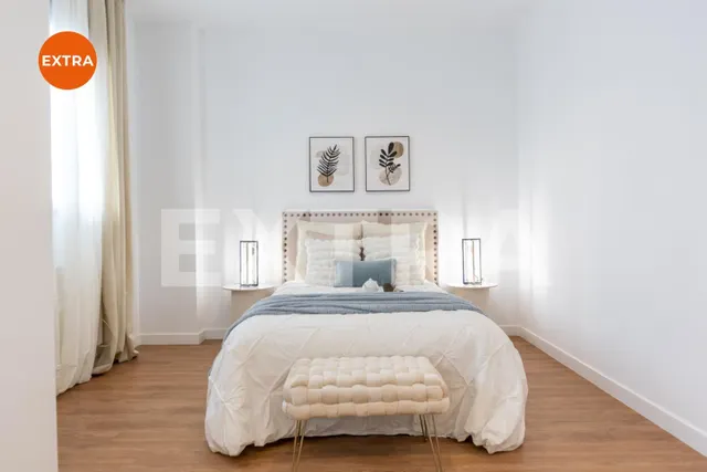 Amplio apartamento a estrenar, funcional y versátil, con zona de despacho, en una cuidada urbanización con piscina y jardines. — 12
