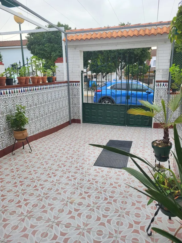 Se vende bonita casa en Mairena del aljarafe, zona Simón verde. — 4