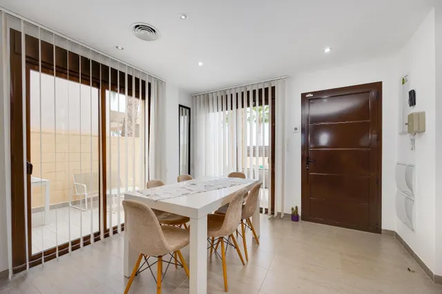 Villa 3 habitaciones 120m² en venta - Centro de la Ciudad Quesada — 33