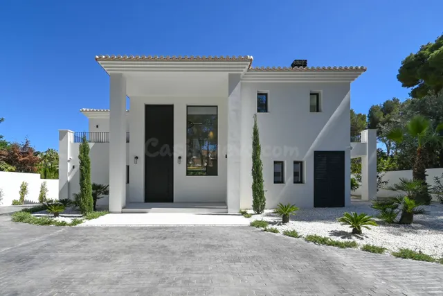 VILLA ELEGANCE · RESIDENCIA MEDITERRANEA CONTEMPORANEA EN PL - foto 2