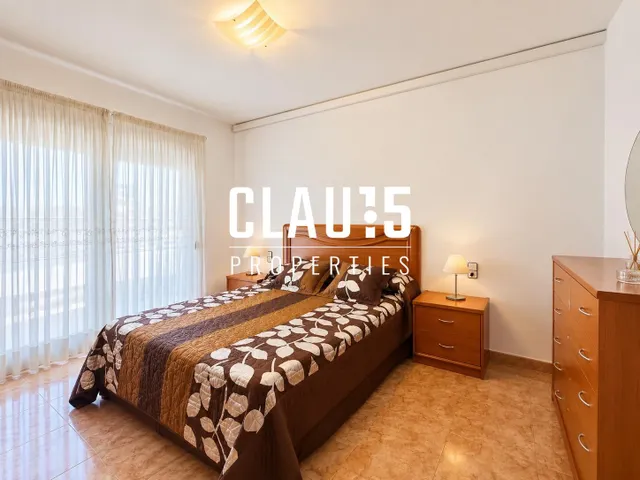 Exclusivo piso esquinero en venta a 10 min de la playa en Canet de Mar — 9