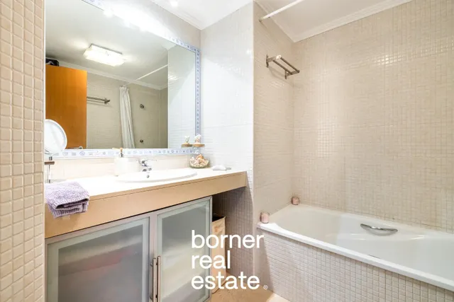 Piso en venta en Calle de Josep Puig i Cadafalch — 43