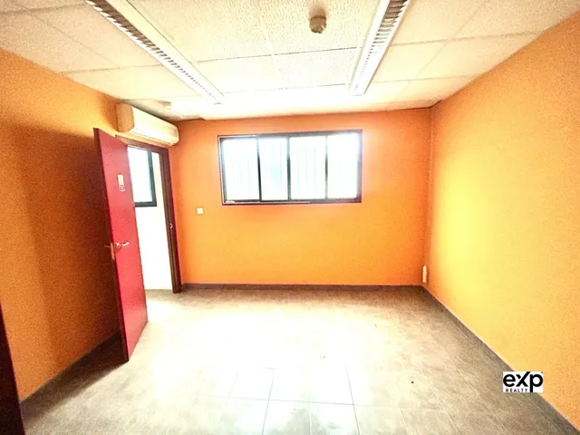 Planta baja diáfana en zona  La Petxina-Juan Llorens — 34