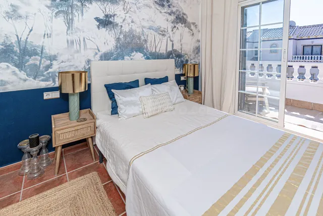Adosado de 3 dormitorios 2 baños en Orihuela Costa ¡Tu hogar ideal en Las Chismosas! ✨ — 28