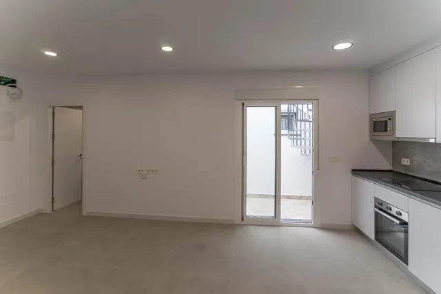 Apartamento en zona céntrica con plaza de parking y amplia terraza — 11