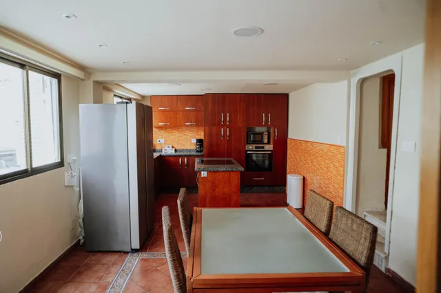 Amplio y luminoso chalet independiente con piscina, terrazas y apartamento con entrada propia — 39