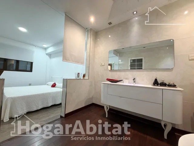 Reformado con patio cerca de la playa — 13