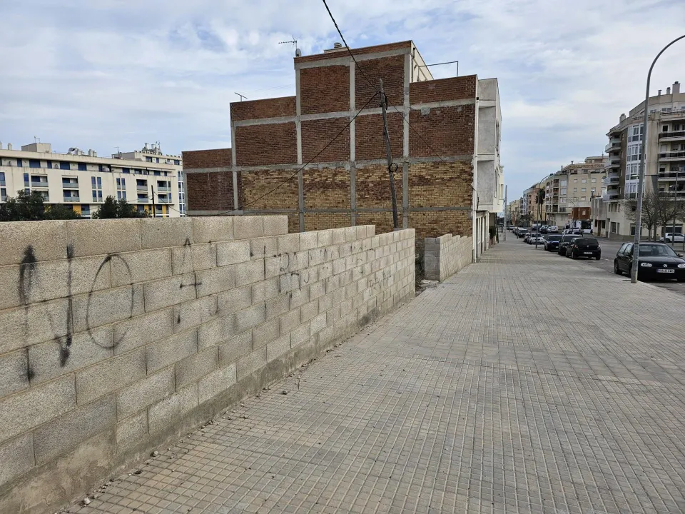 ALQUILER DE PARCELA EN LA RÀPITA