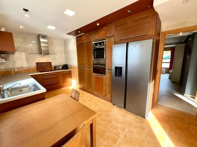 EXCLUSIVA CASA ADOSADA CON ASCENSOR Y PISCINA EN CIUDAD JARDIN — 20