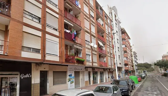 VIVIENDA CASTELLON OKUPADA OPORTUNIDAD ÚNICA ESPECIAL INVERS - foto 3