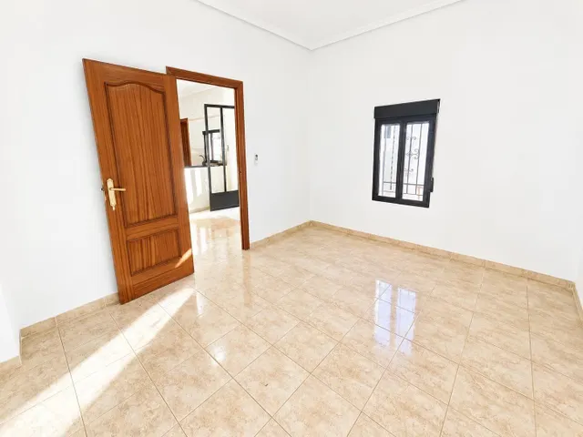 CASA DE PUEBLO CON ENCANTO, REFORMADA Y CON POSIBILIDAD DE CREAR UNA SEGUNDA VIVIENDA – GILET — 8
