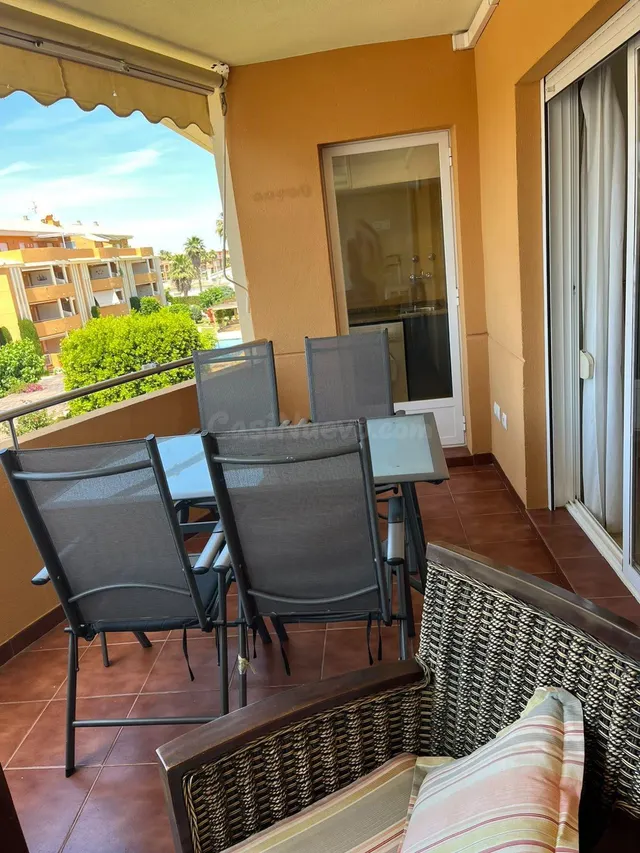Apartamento en excelente estado cerca de la playa - foto 3