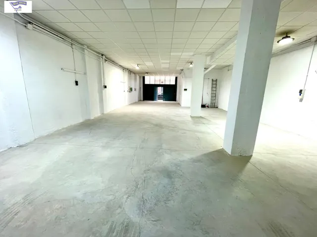 Local Comercial en Venta con Vado en El Pilar — 9